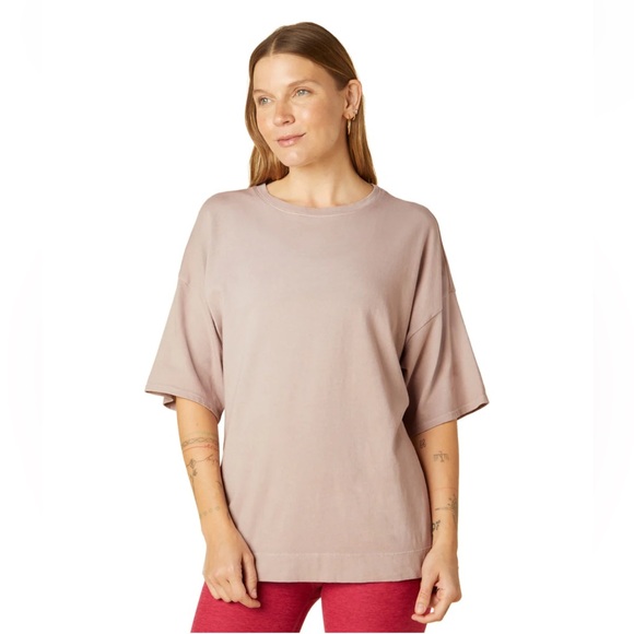 Beyond Yoga Sweat Set Boyfriend Short Sleeve Cotton Tee in Light Tan  Sz XS - Picture 1 of 8